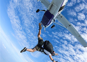 跳伞考证/A证【高空跳伞培训/专业团队/跳伞协会认证】