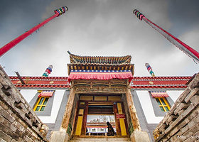 塔尔寺+拉脊山口+日月山+青海湖景区一日游【可选8人小团/纯玩无购物】