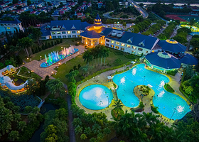 【酒店套餐】佛山顺德碧桂园度假村1晚 +双人早餐+双人或三人长鹿旅游休博园套票（入住次日使用）