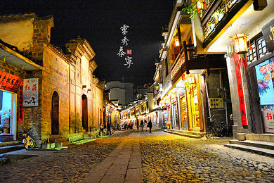 清新福建\/泰宁古城休闲动车往返3日游 动车直