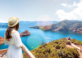 丽江泸沽湖一日游【纯玩不进店-全景环湖-午餐-划猪槽船】