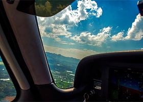 北京华远航空飞行俱乐部一日游【直升机or固定翼空中观光/固定翼可体验驾驶/空中俯瞰八达岭长城/野鸭湖】