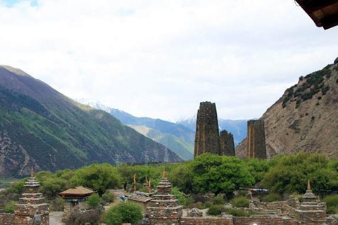 特价预订!拉萨-柔艳林芝2日游!包含--米拉山、