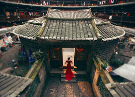 田螺坑土楼群+福建土楼(永定)景区+云水谣古镇一日游【土楼天天发|往返接送|景区特色餐|多线路可选】