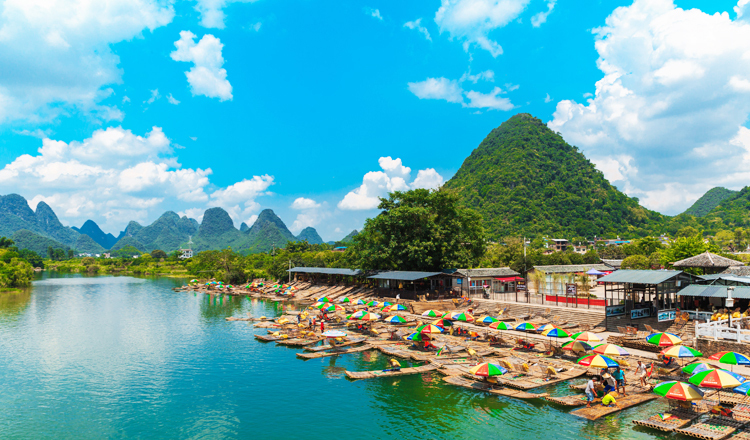 早上桂林/阳朔接   :00金龙桥-旧县竹筏漂流