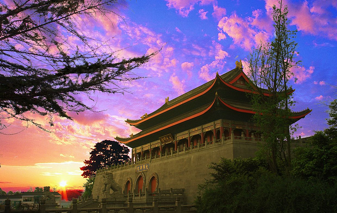 乐山、峨眉山(金顶+半山)全线纯玩二日游(大佛