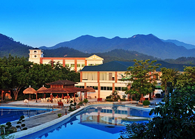 【畅享温泉季】江门恩平锦江温泉度假村1晚+双人无限次锦江温泉&温泉漂流&冲浪+双人美食套餐+双早