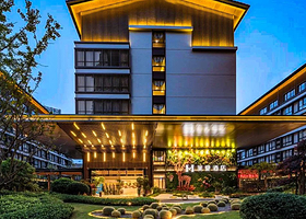 【酒店套餐】美豪丽致酒店(阳朔十里画廊店)+印象刘三姐/桂林千古情/如意峰+自助双早+双人下午茶