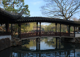 尊享包车游 含门票 含专业导游讲解伴游 拙政园+苏州博物馆+金鸡湖+诚品书店一日游 尊贵不贵