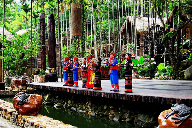 大东海出发-槟榔谷原生态黎苗文化旅游区一日