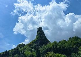 瞰山滑翔伞露营基地