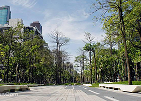 后丰铁马道美术大台中观光