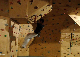 我爱运动攀岩馆