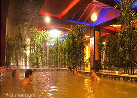 九龙国际养生温泉