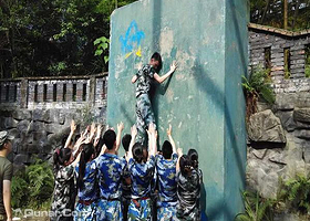 重庆战魂军事拓展体验中心