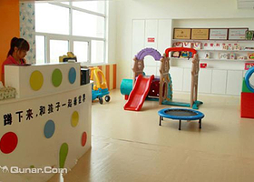 聪明树早教中心