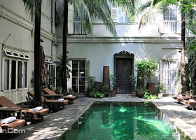 尤金妮亚水疗中心