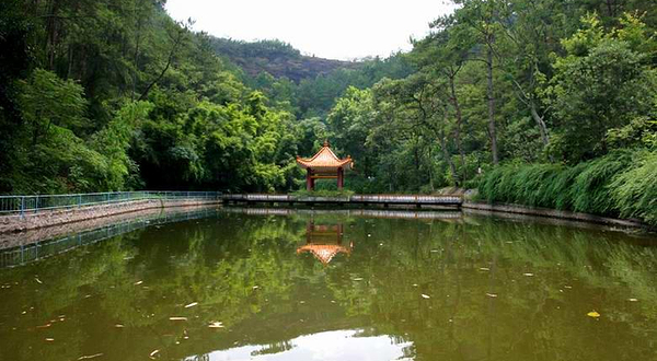 通天岩