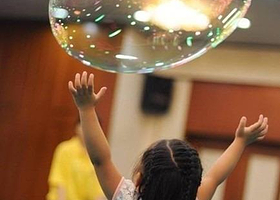 阿尔法泡泡体验馆