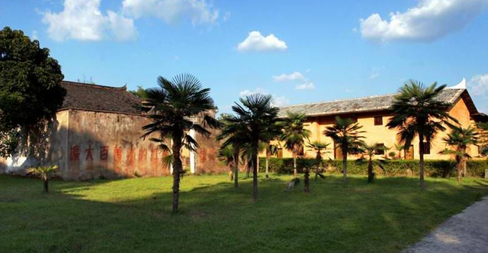 包含景点:共和国摇篮景区瑞金红井二苏大景区叶坪革命遗址