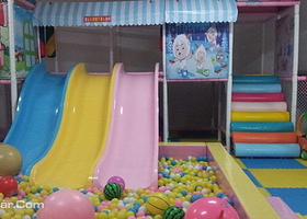 快乐巴儿童乐园