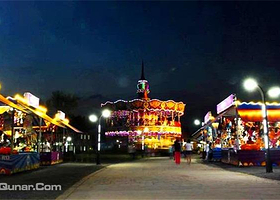 环球冰雪圣诞村