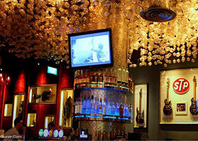 圣淘沙滚石餐厅