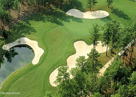 三亚红棠湾高尔夫俱乐部