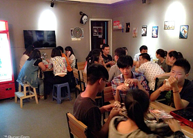 EP逃逸层真人密室逃脱步行街店