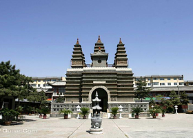 金刚座舍利宝塔