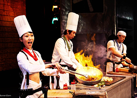 韩国国宝级演出《乱打神厨》