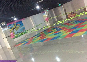 南昌奔跑吧箱弟