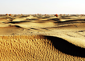 喀尔苏塔克拉玛干旅游风景区