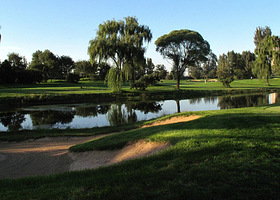 华堂国际高尔夫球场