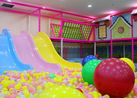 苏中大厦亲子乐园