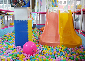 淘气堡儿童游乐室