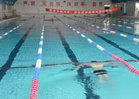 上奥世纪游泳馆