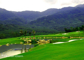 揽翠湖温泉高尔夫球会