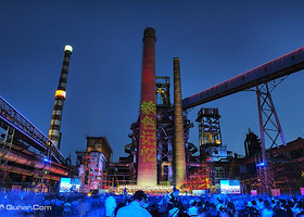 首钢五号高炉演艺广场