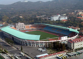 青岛天泰体育场