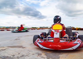 凤凰飞速卡丁车俱乐部