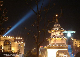 毓贤街18号文昌百汇