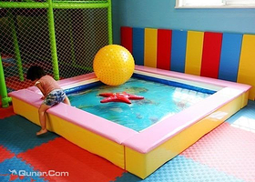 红黄蓝亲子园(洸河路店)