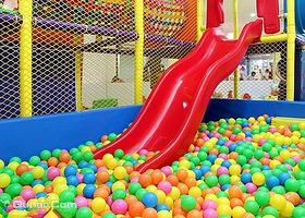 西丽广场儿童乐园