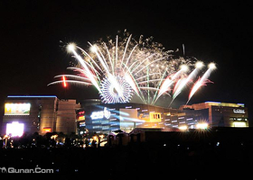 高雄梦时代摩天轮