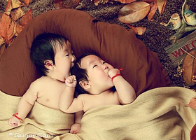 白色印瞳创意儿童摄影