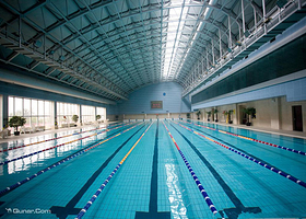 九龙雨健身游泳中心