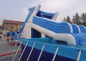 喜乐多动漫水上乐园