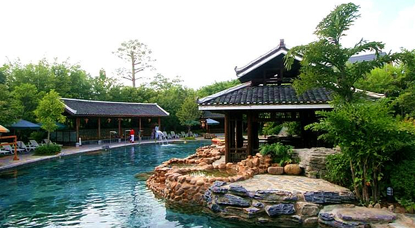 九曲湾温泉度假村