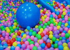 摩登城堡儿童乐园